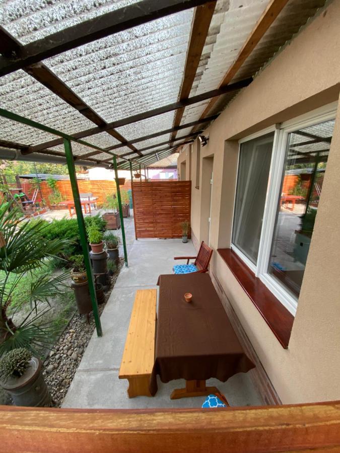 Vasmacska Apartman Apartment *