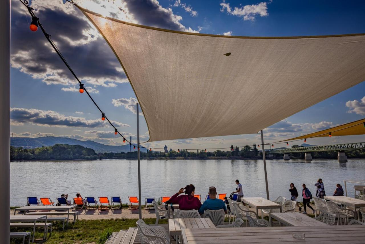 Vasmacska Apartman Apartmán *